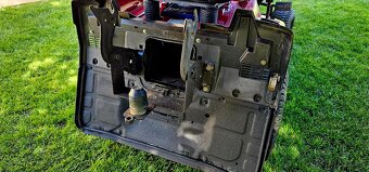 Predám záhradný traktor Castel Garden XDC 140G - Mountfield - 6