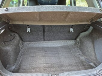 TOYOTA AURIS 1.6 97 kW Valvematic - 6