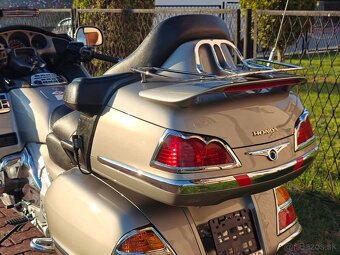 Honda GL 1800 Goldwing - 6