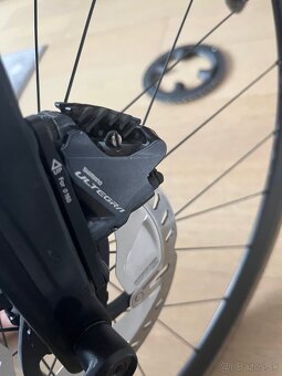 Predám Canyon Aeroad CF SL 8 Disc - 6