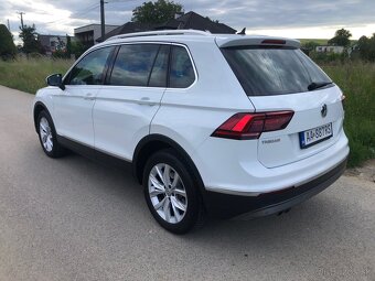 Volkswagen Tiguan Highline 2.0TDI DSG 4Motion - 6