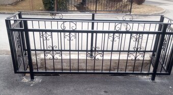 Samonosná brána - 6