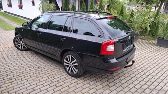 Škoda OCTAVIA Combi 2.0 TDI CR xenon - 6