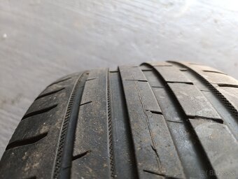 Predám nokian tyres powerproof 1 235 40 r18 - 6