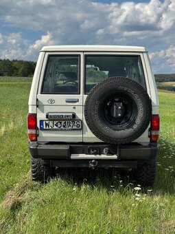 Toyota Land Cruiser 70 3.0 TDI - 6