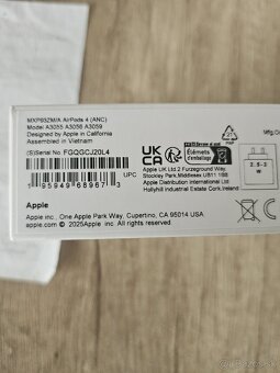 Apple generation 4 Anc - 6