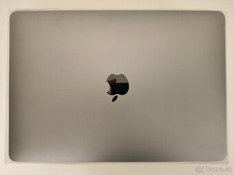 MacBook Air 2020 | i7 • 8GB • 256GB SSD - 6