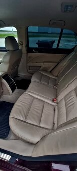 Skoda Superb eladó 2.0 TDI Automata - 6