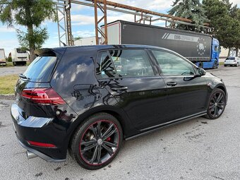 Volkswagen Golf GTI 7,5 Facelift 2.0 TSI Manuál - 6