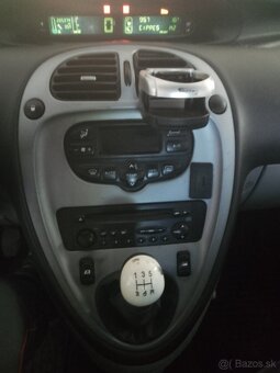 Citroen Xsara Picasso 1.6 - 16v benzin - 6