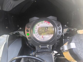 Kawasaki ZX10R - 6
