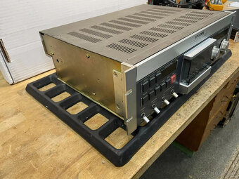 Kazetový magnetofón Studer A710 podobný kazetovému magnetofó - 6