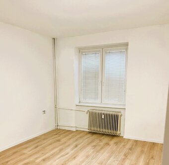 Na predaj 2. izbový byt v centre Malaciek. - 6