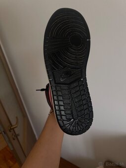 Nike Jordan 1 Mid Black Fire Rad - 6