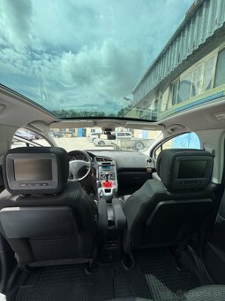 Peugeot 5008 2.0 HDI - 6