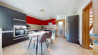 Príjemný rodinný dom v Kováčovej v tichom prostredí - 6