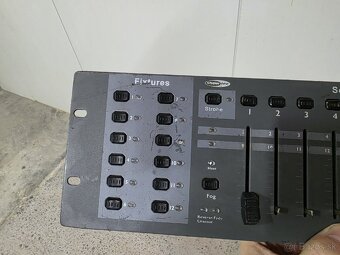 Predám ovládač Showtec SM 8/12 – DMX 
 - 6