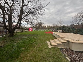 Ponúkame na predaj 3izbový dom s veľkorysím sadom v lukratív - 6