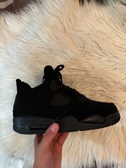 Jordan 4 - 6