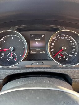 Predám Volswagen Golf 1,6 TDI - 6
