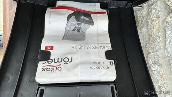 Britax Romer Dualfix M i-size vhodná pro děti 61-105cm do 18 - 6