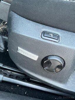 Volkswagen Golf variant 2.0 tdi 110kw - 6