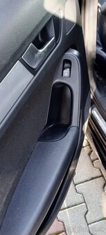 Audi a4b8 Avant 2008 2 TDI - 6
