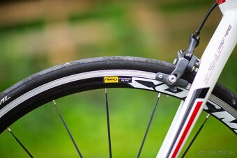 Merida Reacto 907E Di2, Celokarbón, AERO - 6