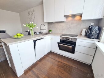 Pekný moderný 2i byt s balkónom, pri TUKE / Boženy Nemcovej - 6