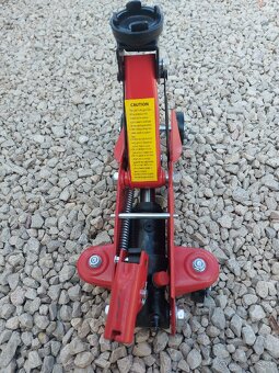 Predam novy hydraulicky zdvihak - 6