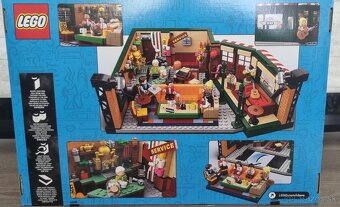 Predám nové LEGO FRIENDS Central Perk - 6