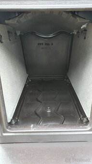 Liatinové kachle Jotul F 602 N čierný lak - 6