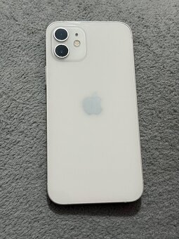 Predám Apple iPhone 12 128GB Silver Minimálne známky - 6