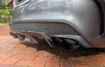 Nerezová koncovka výfku dizajn carbon s logom akrapovič - 6