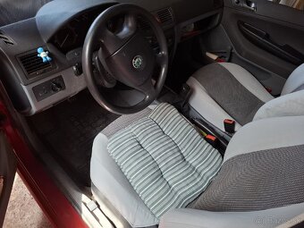 Škoda Fabia rok vyr. 2005 40 kw 1.2 benzin cervena - 6