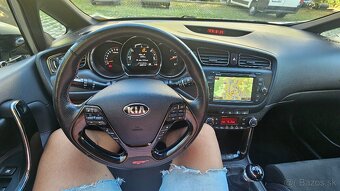 KIA Ceed GT 1.6 T-GDi 150kw, 32000 km - 6