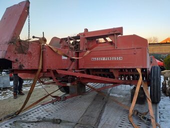Predám lis Zn. Massey Fergusson - 6