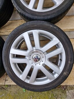 VW Hlinikove disky 7jx17+letne pneu - 6
