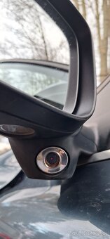 VOLVO XC60 2,4D A/6 136kw - 6