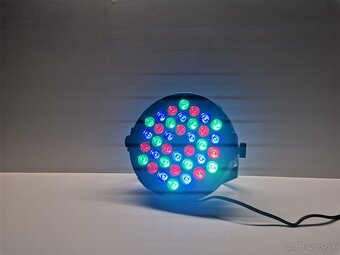 RGB Led svetlo / projektor - 6