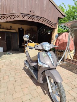 Piaggio Liberty IGET 50CC E4 - 6