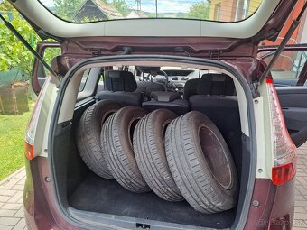 Renualt grand scenic 1.5dci 81kw 2013 - 6