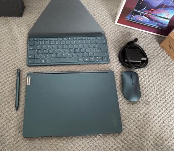 Nový Lenovo Yoga Book 9 13IMU9 2x OLED displej, 32GB, 1TB - 6