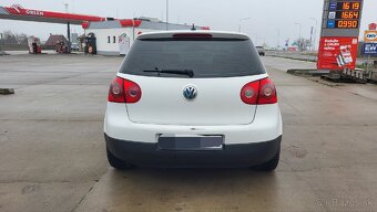 Volkswagen Golf V - 6