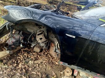 BMW e65 e66 730d  dveře - blatník - 6