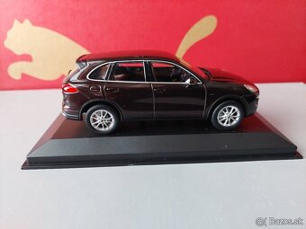 🟠 Predám model auta 1:43 Porsche Cayenne 2 Gen (2010) 🚗 - 6