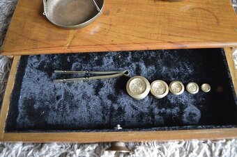 predam krasne starozitne lekarnicke vahy - 6