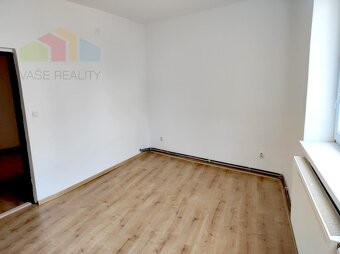 REZERVOVANÉ....3-izbový rodinný dom v blízkom centre, Piešťa - 6