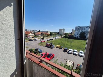 1-IZBOVÝ BYT S BALKÓNOM V KN. - 6
