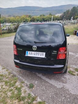 Volkswagen Touran 1.9tdi- 2010 - 6